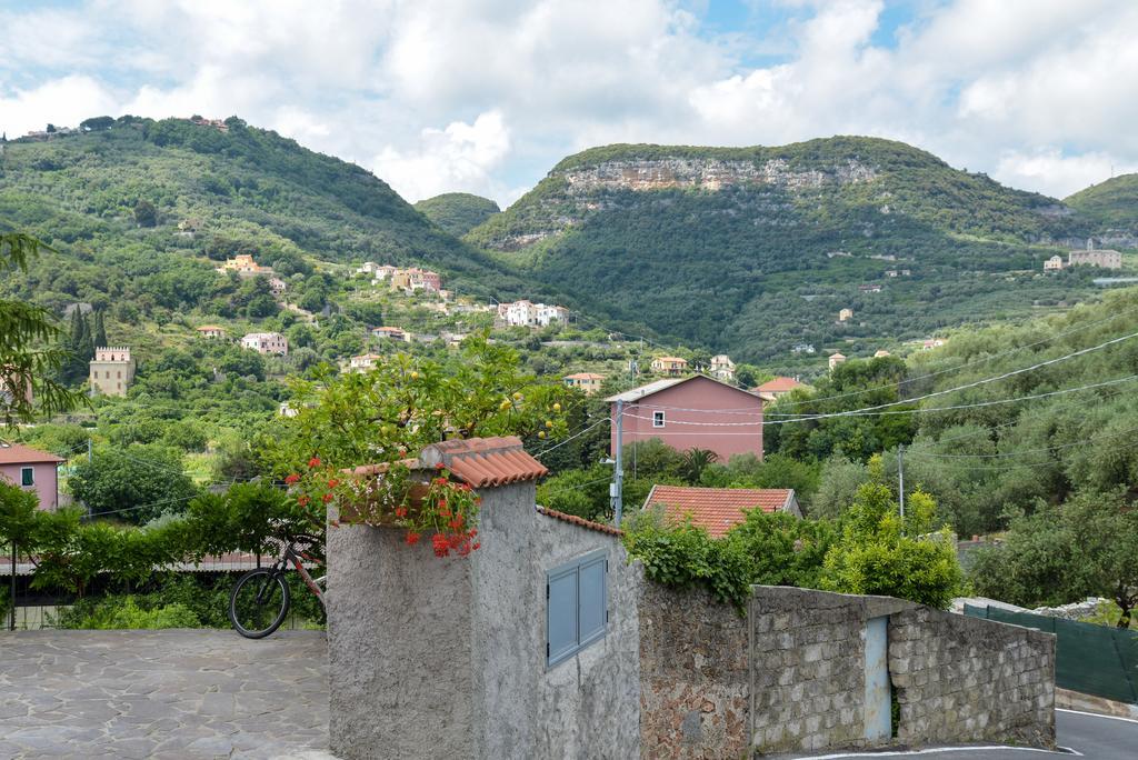 Al Riparo Affittacamere Finale Ligure Exterior foto